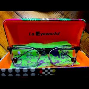 L.A. EYEWORKS • Plum Frame